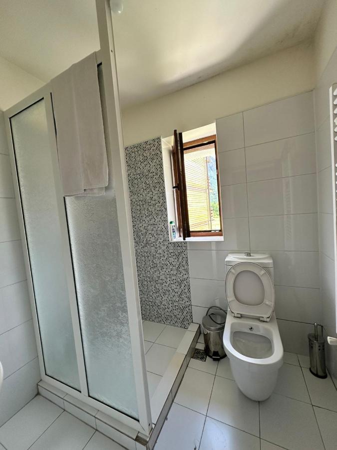 Hostel Valbona Valbone Buitenkant foto