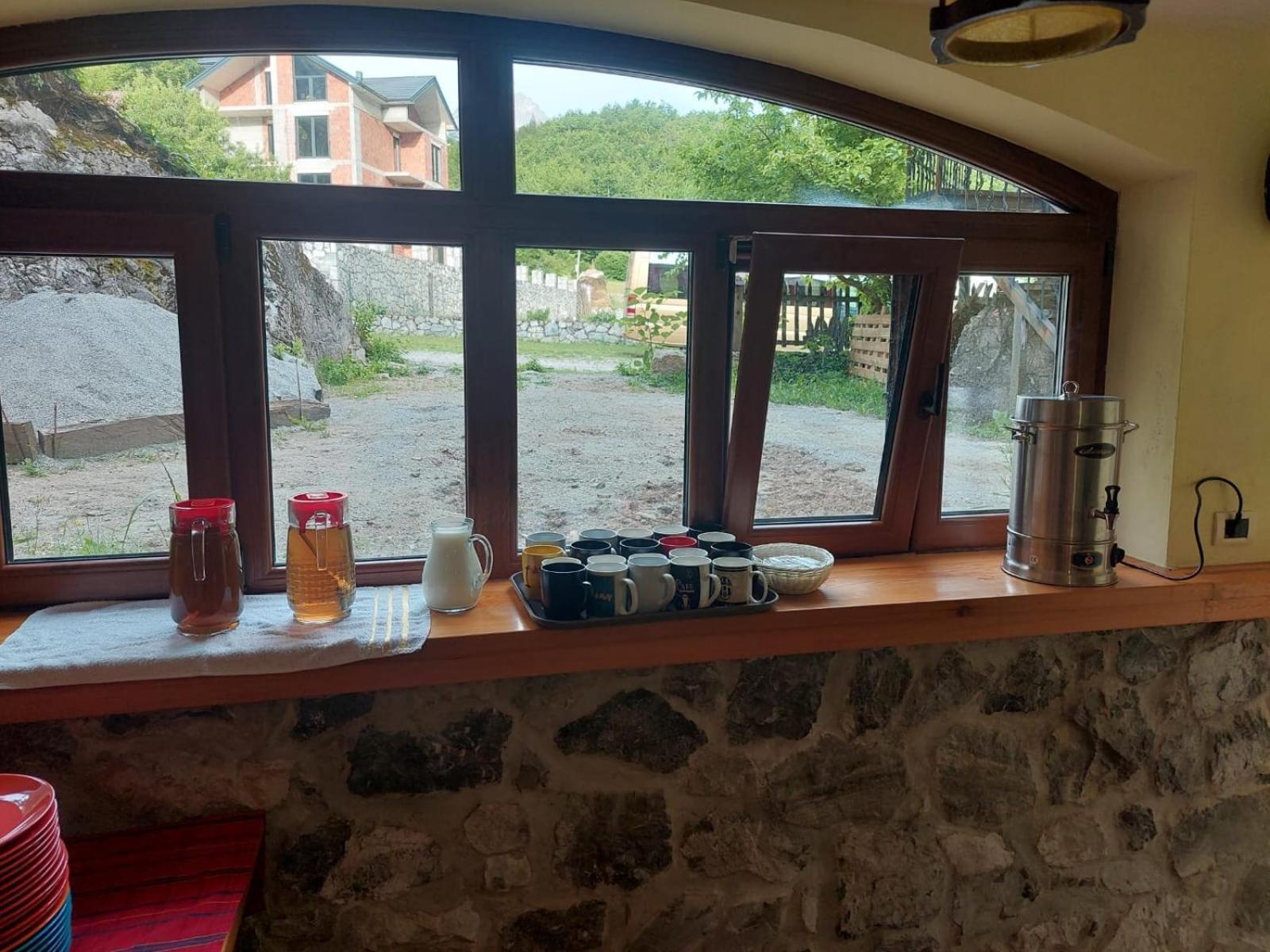 Hostel Valbona Valbone Buitenkant foto